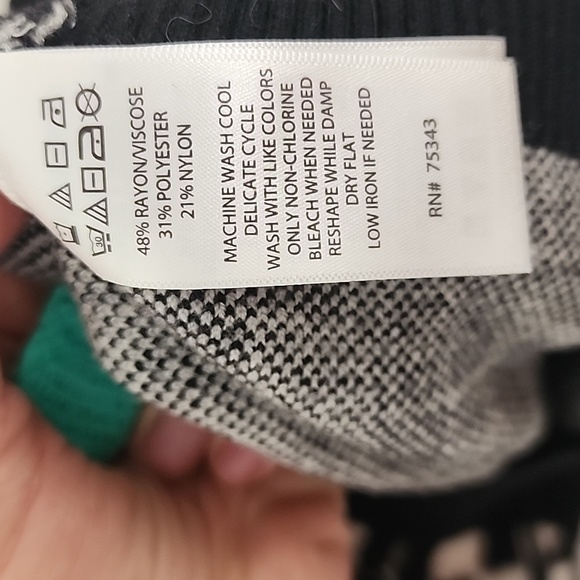 Rachel Zoe XL sweater - Picture 3 of 4